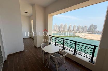 Apartment - 2 Bedrooms - 4 Bathrooms for rent in Viva Central - Viva Bahriyah - The Pearl Island - Doha