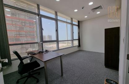 Office Space - Studio - 2 for rent in Burj DAMAC Marina - Marina District - Lusail