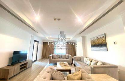 Apartment - 1 Bedroom - 2 Bathrooms for rent in West Porto Drive - Porto Arabia - The Pearl Island - Doha