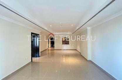 Apartment - 1 Bedroom - 2 Bathrooms for rent in West Porto Drive - Porto Arabia - The Pearl Island - Doha