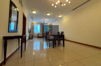 Apartment - 1 Bedroom - 2 Bathrooms for rent in Zubara Tower - West Bay - West Bay - Doha