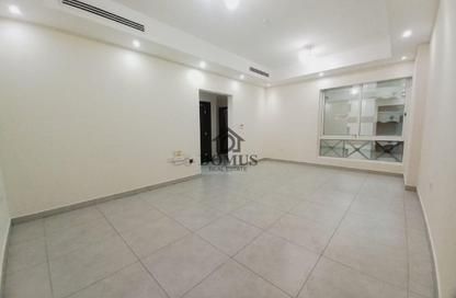 Apartment - 2 Bedrooms - 2 Bathrooms for rent in Thabit Bin Zaid Street - Al Mansoura - Doha
