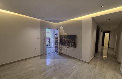 Apartment - 3 Bedrooms - 3 Bathrooms for rent in Regency Residence Airport - Regency Residence Airport - Old Airport Road - Doha