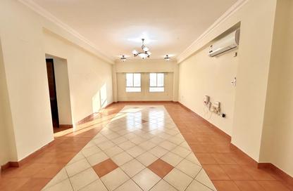 Apartment - 2 Bedrooms - 2 Bathrooms for rent in Umm Ghuwailina 4 - Umm Ghuwailina - Doha Apartment - 2 Bedrooms - 2 Bathrooms for rent in Umm Ghuwailina 4 - Umm Ghuwailina - Doha