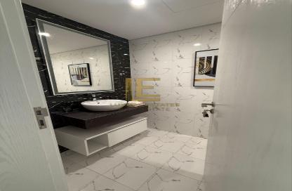 Apartment - 2 Bedrooms - 3 Bathrooms for rent in Regency Residence Fox Hills 2 - Lusail