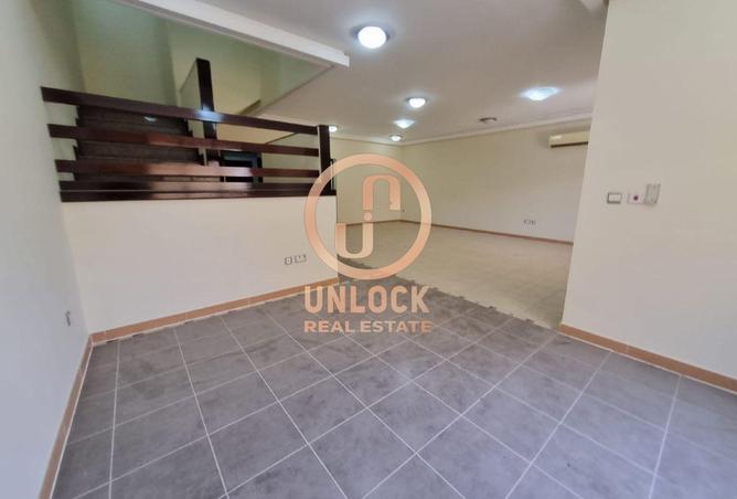 53811938 - Property Image 3