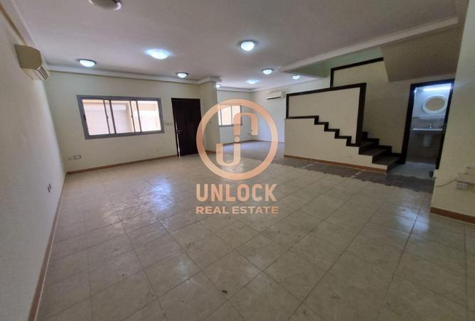 53811938 - Property Image 2