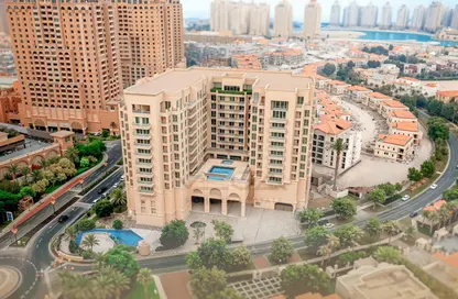 Apartment - 1 Bedroom - 2 Bathrooms for sale in The Pearl Island - Doha