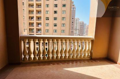 Apartment - 1 Bedroom - 2 Bathrooms for rent in East Porto Drive - Porto Arabia - The Pearl Island - Doha