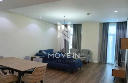 Apartment - 3 Bedrooms - 4 Bathrooms for rent in Floresta Gardens - Floresta Gardens - The Pearl Island - Doha