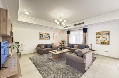 Villa - 3 Bedrooms - 4 Bathrooms for rent in Wadi Al Markh - Muraikh - AlMuraikh - Doha