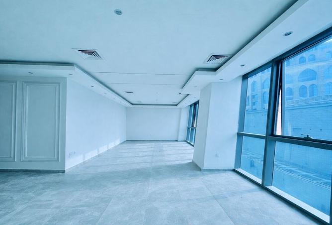 53570621 - صورة العقار 2