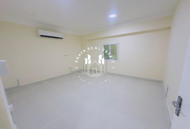 56775402 - Property Main Image
