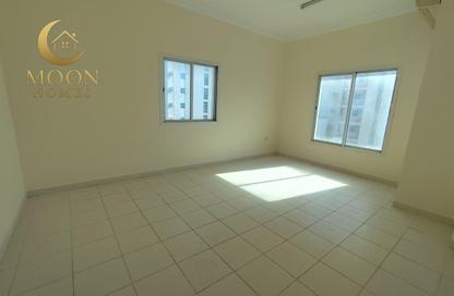 Apartment - 2 Bedrooms - 2 Bathrooms for rent in Salaja Street - Doha Al Jadeed - Doha Apartment - 2 Bedrooms - 2 Bathrooms for rent in Salaja Street - Doha Al Jadeed - Doha