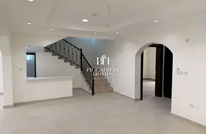 Villa - 6 Bedrooms - 6 Bathrooms for rent in Al Dana st - Muraikh - AlMuraikh - Doha