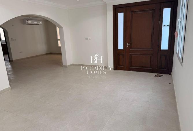 54690893 - Property Image 3