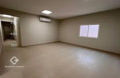 Apartment - 1 Bedroom - 1 Bathroom for rent in Old Salata - Salata - Doha