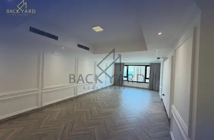 Apartment - 1 Bedroom - 2 Bathrooms for sale in East Porto Drive - Porto Arabia - The Pearl Island - Doha