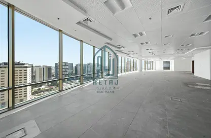 مساحات مكتبية - استوديو - 1 حمام للايجار في شارع الكورنيش - شارع الكورنيش - الدوحة