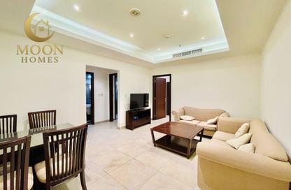 Apartment - 2 Bedrooms - 2 Bathrooms for rent in Umm Ghuwailina 4 - Umm Ghuwailina - Doha