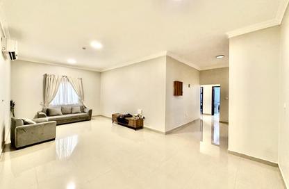Apartment - 3 Bedrooms - 3 Bathrooms for rent in Bin Omran 46 - Fereej Bin Omran - Doha Apartment - 3 Bedrooms - 3 Bathrooms for rent in Bin Omran 46 - Fereej Bin Omran - Doha