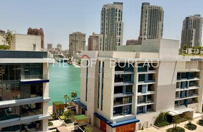 Duplex - 4 Bedrooms - 5 Bathrooms for sale in Crystal Residence - Gewan Island - The Pearl Island - Doha