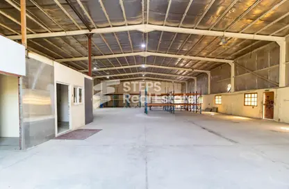 Warehouse - Studio for rent in Industrial Area 5 - Industrial Area - Industrial Area - Doha