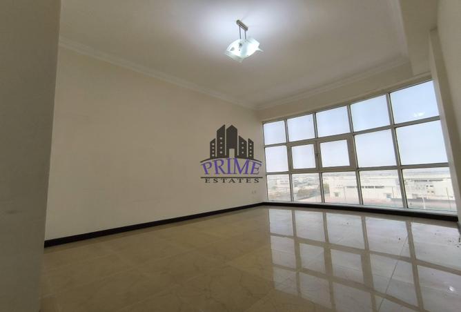 61389762 - Property Main Image