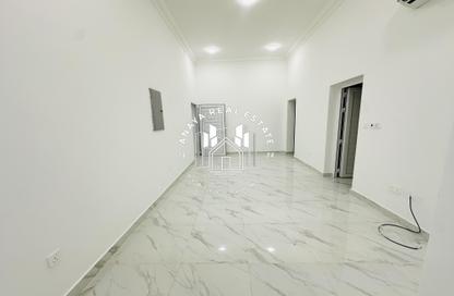 Apartment - 2 Bedrooms - 2 Bathrooms for rent in Muaither Area - Al Rayyan - Doha