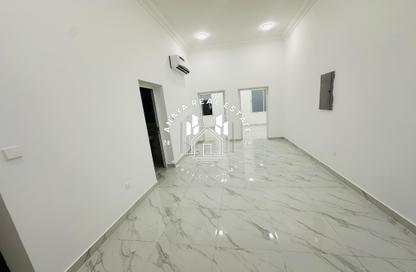 Apartment - 2 Bedrooms - 2 Bathrooms for rent in Muaither Area - Al Rayyan - Doha