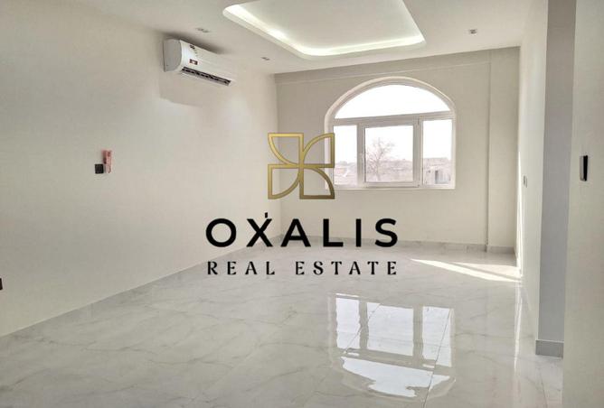 2OWsF9KBM0W - صورة العقار 2