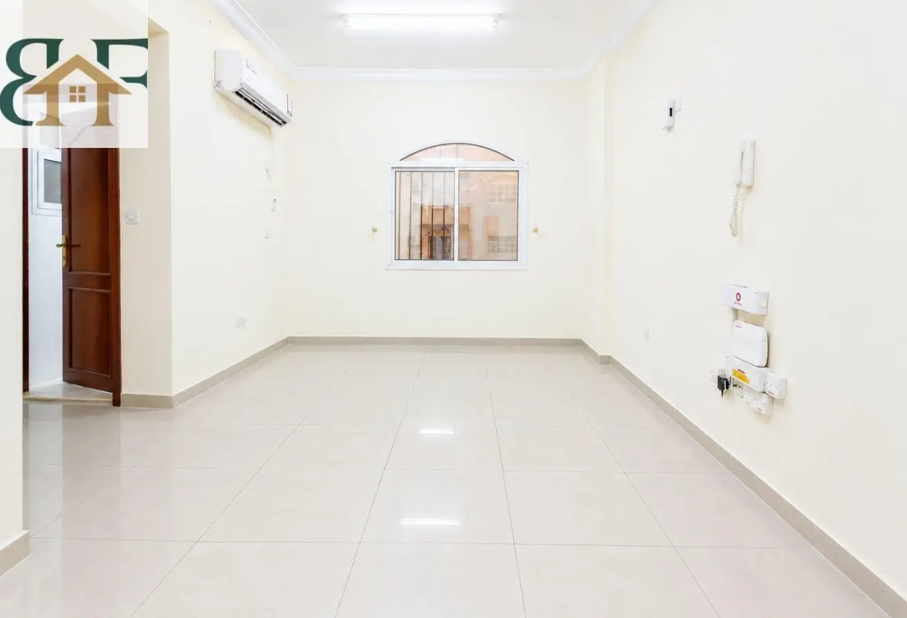 61333879 - Property Main Image