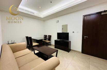 Apartment - 2 Bedrooms - 2 Bathrooms for rent in Umm Ghuwailina 4 - Umm Ghuwailina - Doha