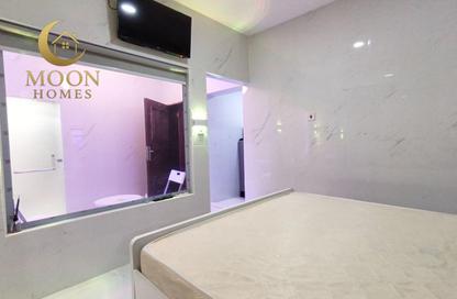 Apartment - Studio - 1 Bathroom for rent in Umm Ghuwailina 4 - Umm Ghuwailina - Doha Apartment - Studio - 1 Bathroom for rent in Umm Ghuwailina 4 - Umm Ghuwailina - Doha