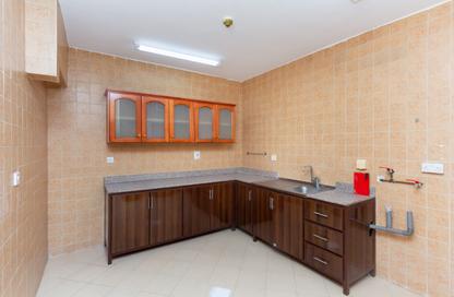 Apartment - 2 Bedrooms - 2 Bathrooms for rent in Al Sadd Road - Al Sadd - Doha