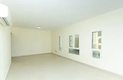Apartment - 2 Bedrooms - 2 Bathrooms for rent in Al Sadd Road - Al Sadd - Doha