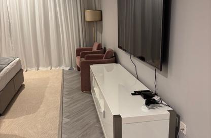 Apartment - 2 - 4 for rent in Al Mutahidah Tower - Viva Bahriyah - The Pearl Island - Doha Apartment - 2 - 4 for rent in Al Mutahidah Tower - Viva Bahriyah - The Pearl Island - Doha