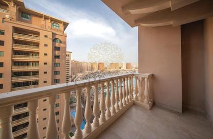 Apartment - 2 Bedrooms - 3 Bathrooms for rent in West Porto Drive - Porto Arabia - The Pearl Island - Doha