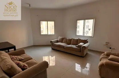 شقة - 2 غرف نوم - 2 حمامات للايجار في فريج بن محمود الشمالي - فريج بن محمود - الدوحة