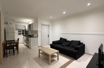 Apartment - 1 - 1 for rent in Al Duhail - Al Duhail - Doha