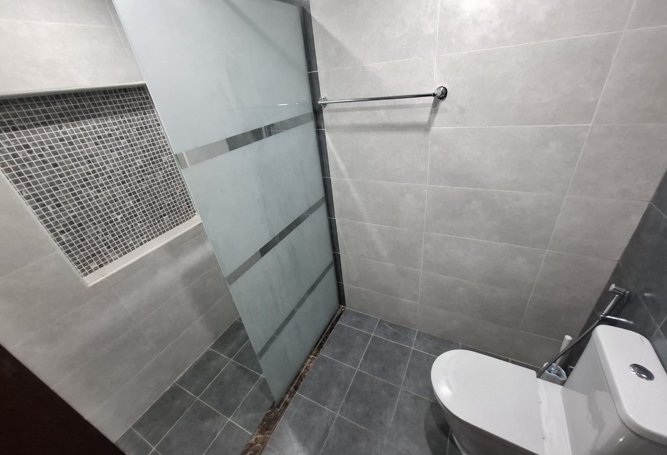 Spacious 2-bedroom apartment with bills included thumbnail 15