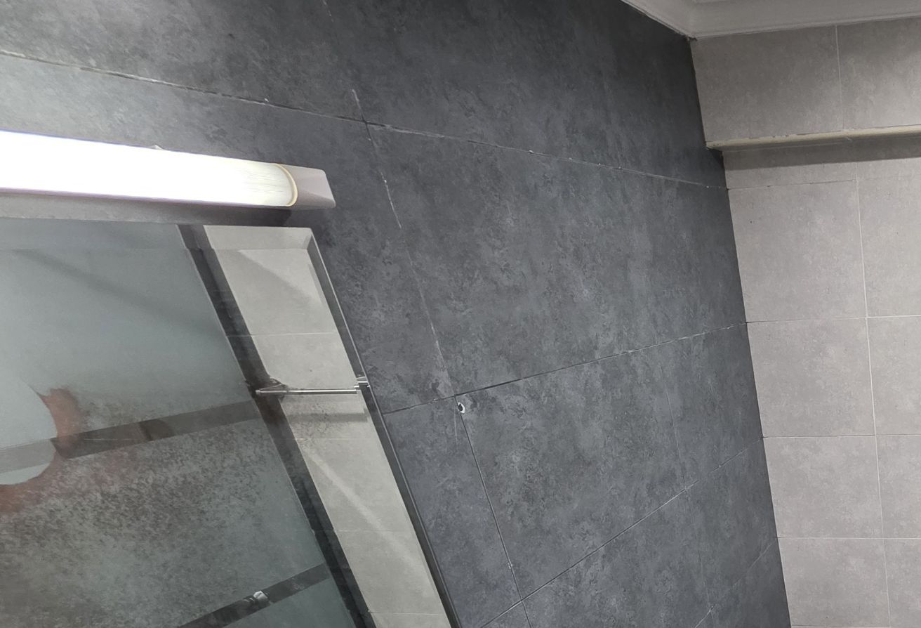 Spacious 2-bedroom apartment with bills included thumbnail 17
