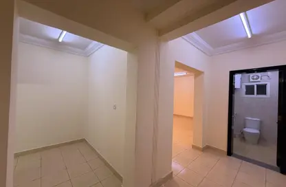 شقة - 2 غرف نوم - 2 حمامات للايجار في برج المنا - الطريق الدائري الثالث - السد - الدوحة