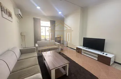 Apartment - 2 Bedrooms - 3 Bathrooms for rent in Musheireb Apartments - Musheireb - Doha