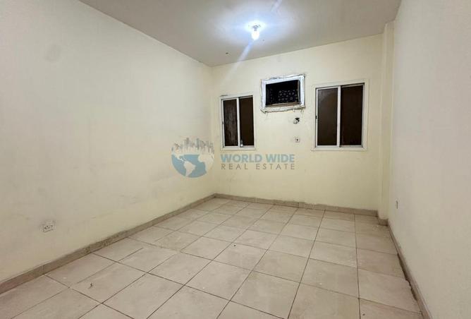 51767277 - صورة العقار 3