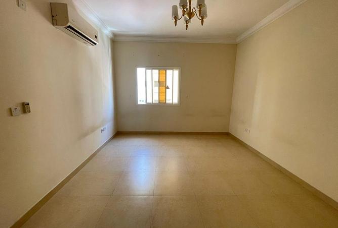 54978316 - صورة العقار 3