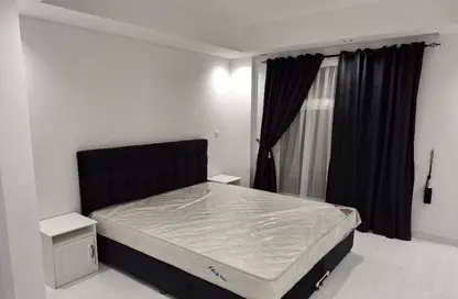 Apartment - 1 Bedroom - 2 Bathrooms for rent in Al Tarfa Residences - Fox Hills - Lusail