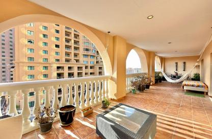 Apartment - 2 Bedrooms - 3 Bathrooms for rent in East Porto Drive - Porto Arabia - The Pearl Island - Doha