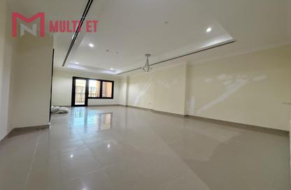 Apartment - 1 Bedroom - 2 Bathrooms for rent in East Porto Drive - Porto Arabia - The Pearl Island - Doha