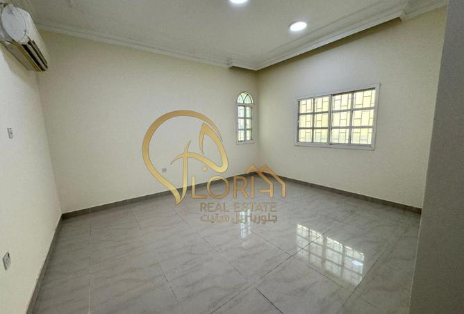 1008045 - Property Image 2